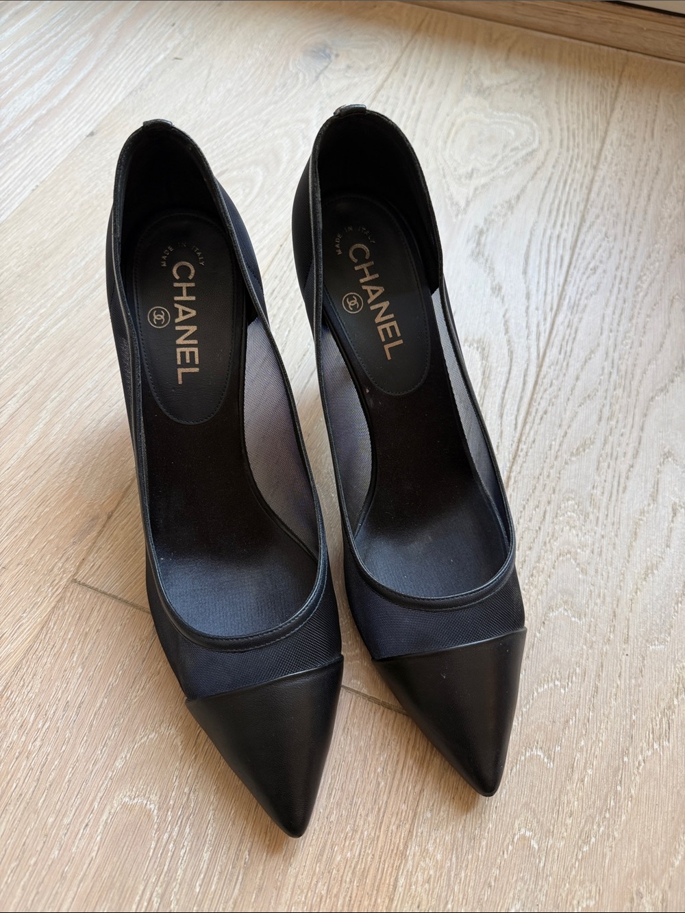 CHANEL Black Pointed-Toe Mesh & Leather Pumps